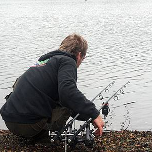 tom_dove_feb11_rods.jpg_cap