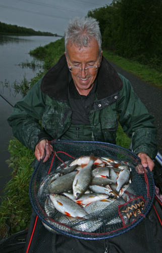 53994_canal-roach-net.jpg_cap 53994_canal-roach-net.jpg_cap