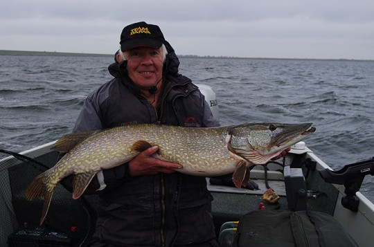 Nev with his 24lb 8oz pike