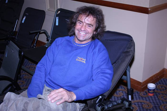 tradeshow_2010_multi_chair.jpg_cap