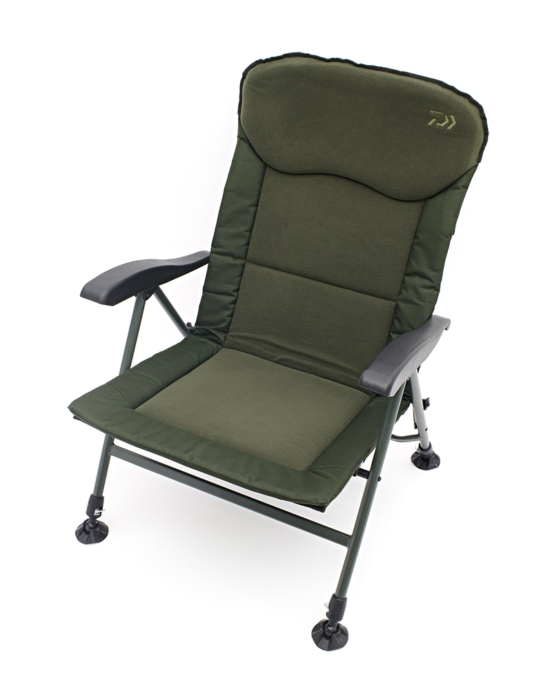 BLACK WIDOW ADJUSTABLE ARMCHAIR | daiwasports.co.uk